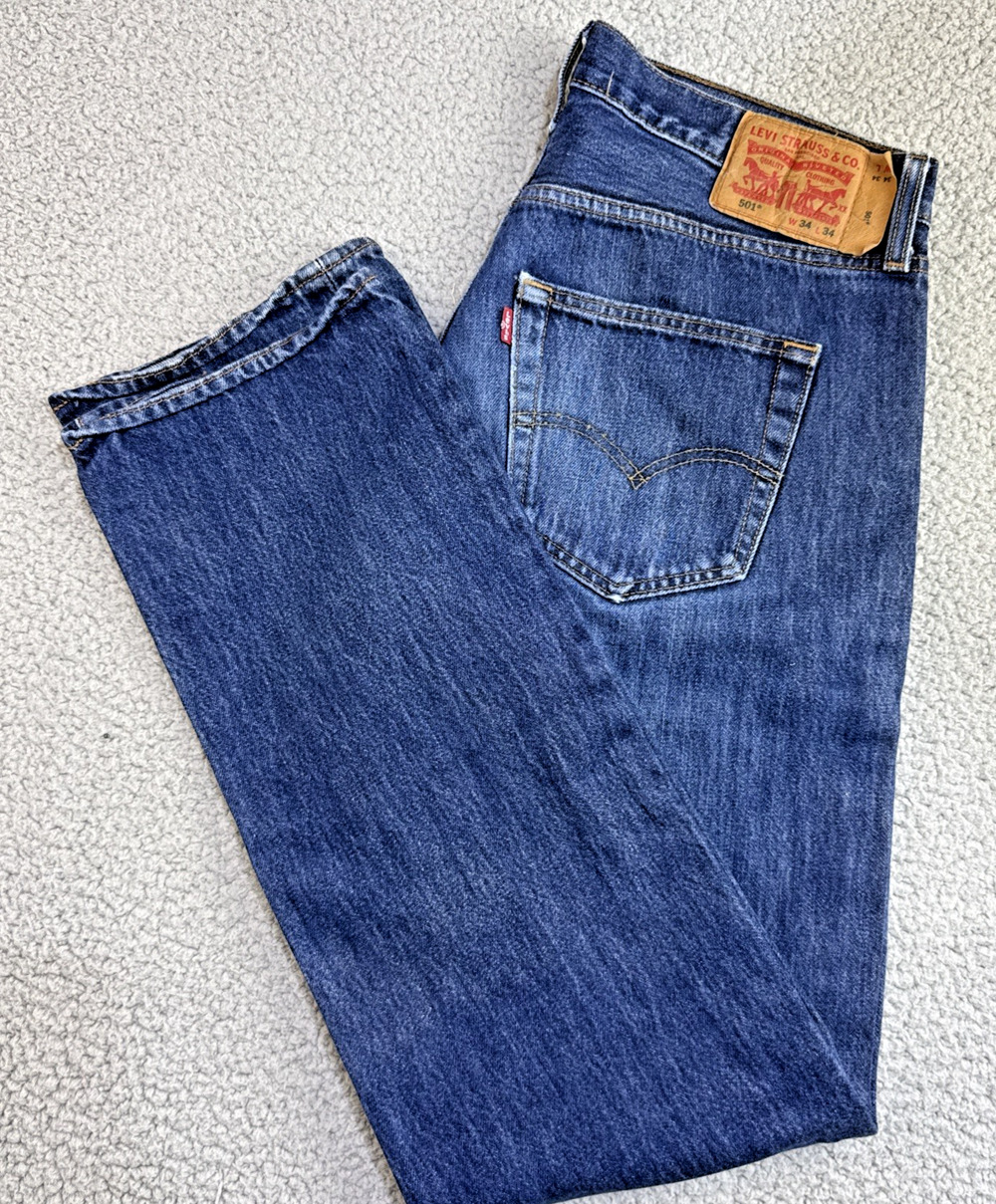 Levi’s 501 Button Fly Straight Leg Blue Jeans Men’s LabelSize 34x34 ACTUAL 34X32